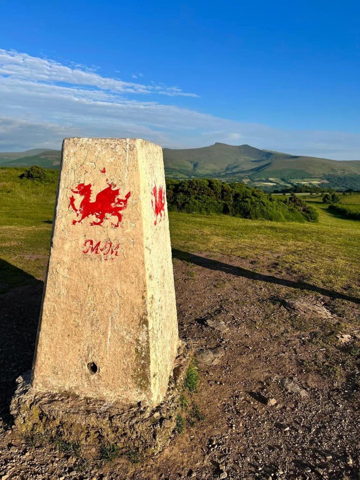 Little Cottage Of The Beacons Brecon Exteriör bild